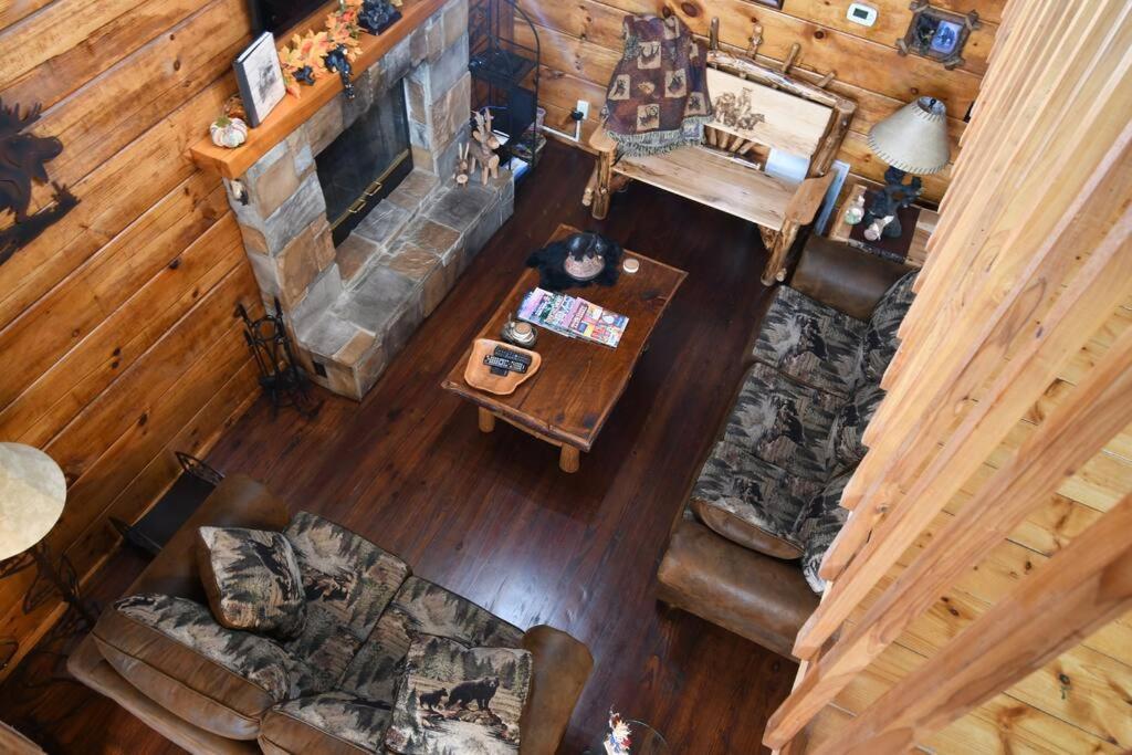 Bear Country Cabin Сев'єрвілл Екстер'єр фото