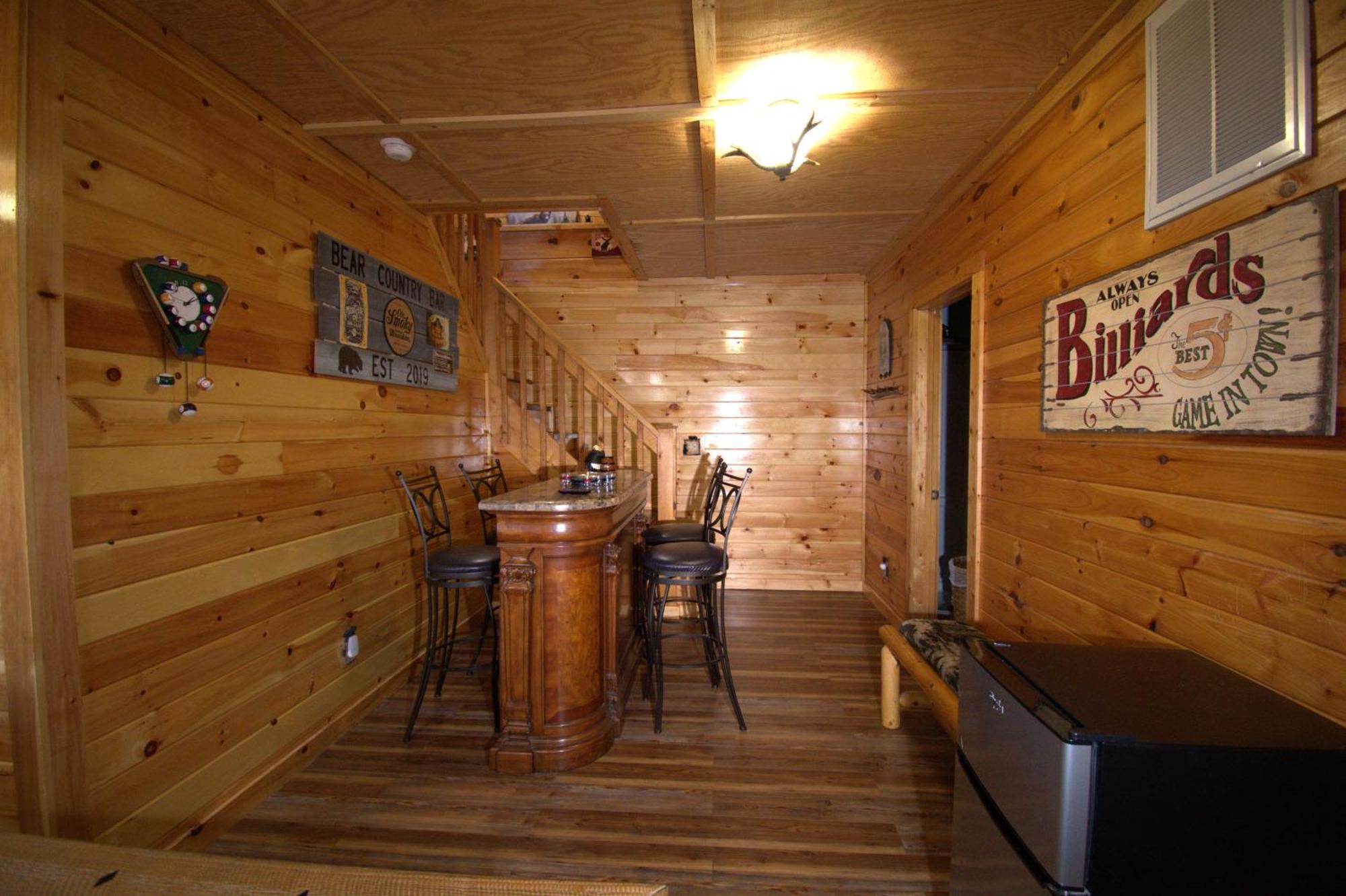 Bear Country Cabin Сев'єрвілл Екстер'єр фото