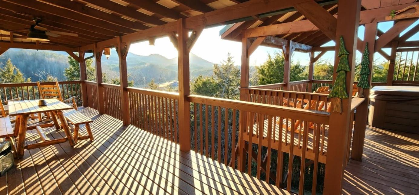 Bear Country Cabin Сев'єрвілл Екстер'єр фото
