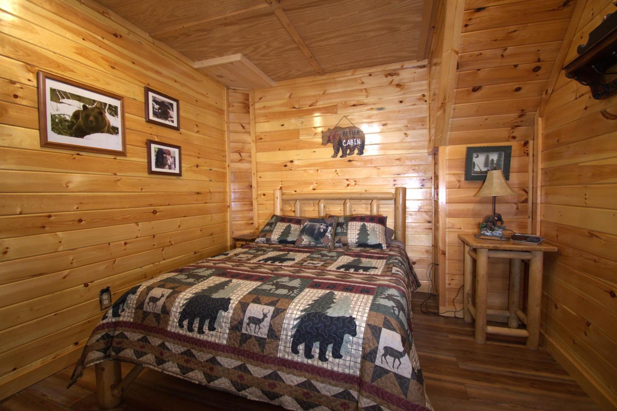 Bear Country Cabin Сев'єрвілл Екстер'єр фото